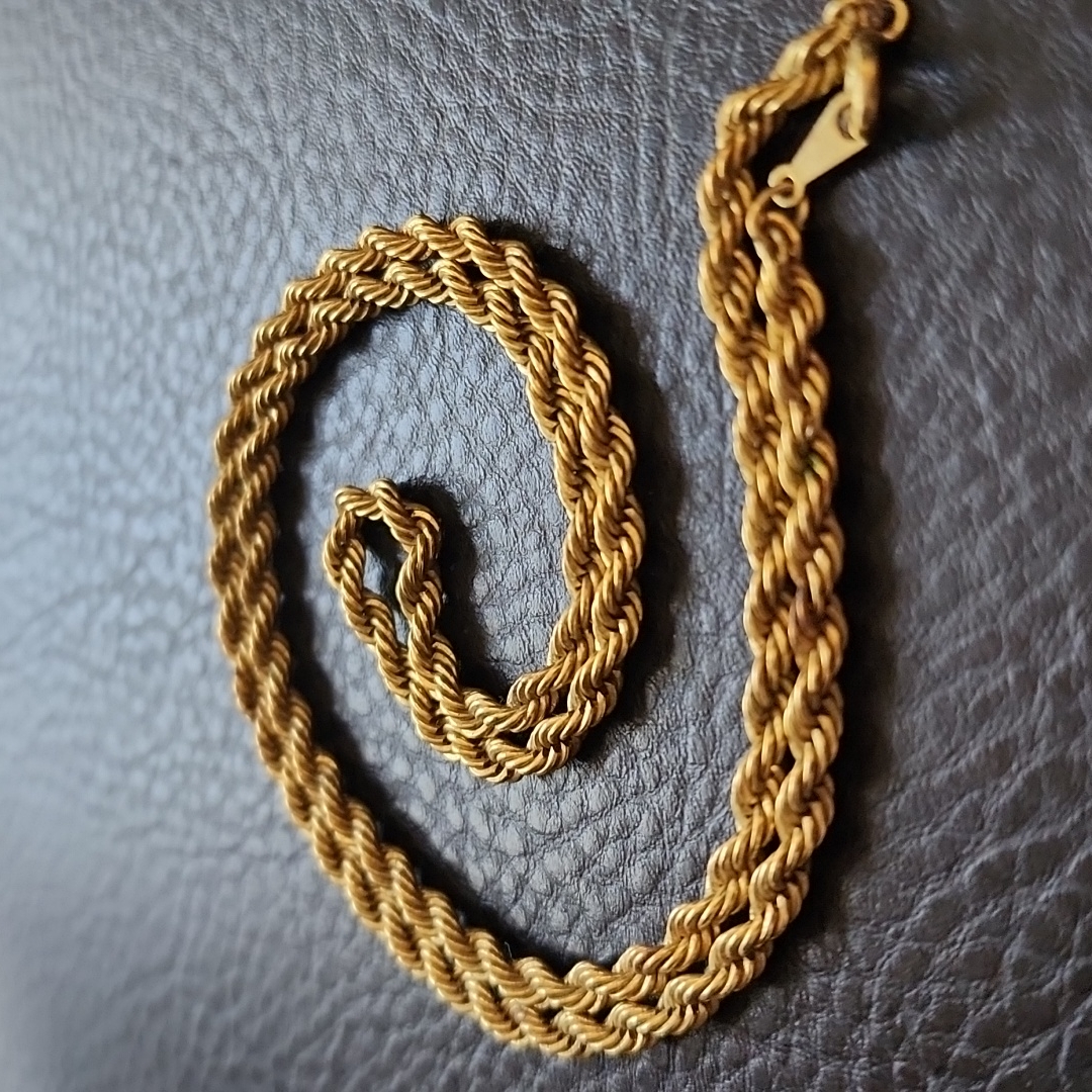 Vtg Necklace